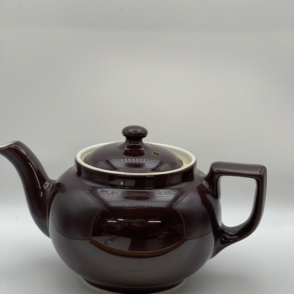 Vintage Hall China Teapot Brown Mahogany Glaze Made in USA 6 Cup Round Lid